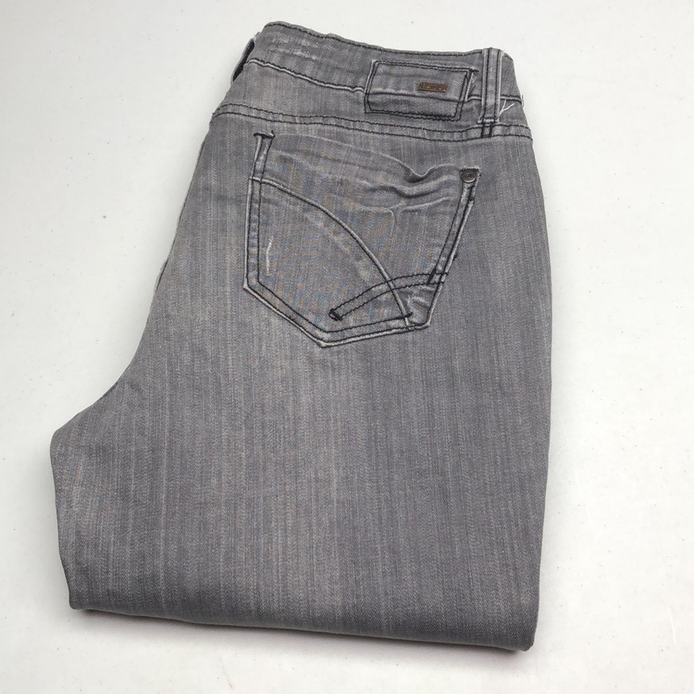KENSIE GRAY JENNIFER STRAIGHT LEG JEANS 30x32 ⭐️